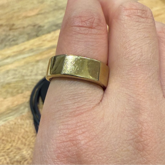 Oura Gen3 Heritage Gold US8 Excellent Condition - Picture 4 of 12